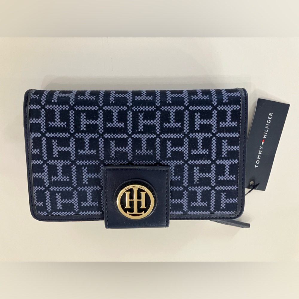 Tommy Hilfiger Ladies Wallet